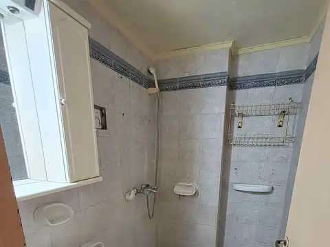 Departamento en Alquiler en Villa Celina, $ 450.000