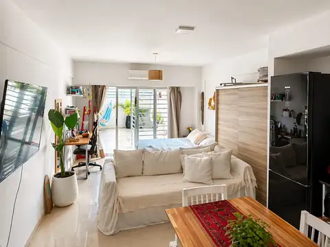 MONO AMBIENTE CON PATIO DE 20 M2 TOTALES 50 M2 UNA JOYA