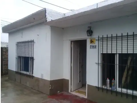 CASA TIPO PH 3 AMBIENTES, CON ESPACIO GUARDA AUTO