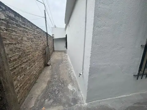 CASA TIPO PH 3 AMBIENTES, CON ESPACIO GUARDA AUTO