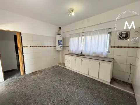 Departamento en alquiler de 3 ambientes con balcón - El Libertador