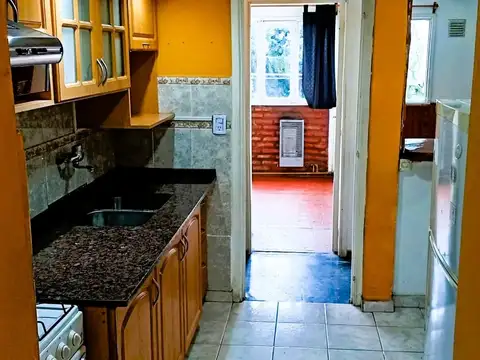 Departamento 3 ambientes con 1 baño