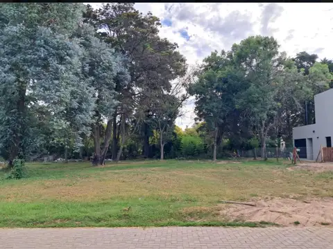 Lote en venta Country Club Privado Loma Verde-Amenities- Seguridad- Deportes-Financiacion.