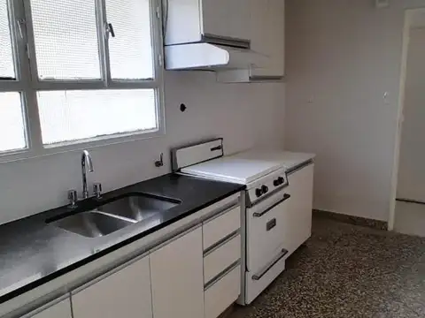 Departamento en Alquiler de 4 ambientes