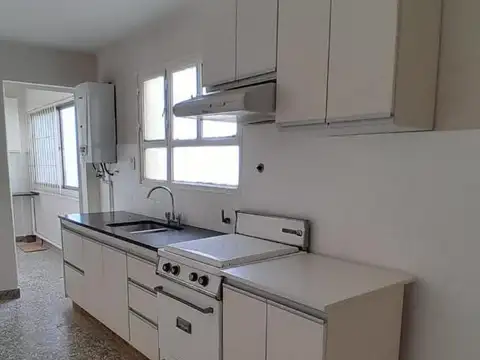 Garay 300, Piso 2
