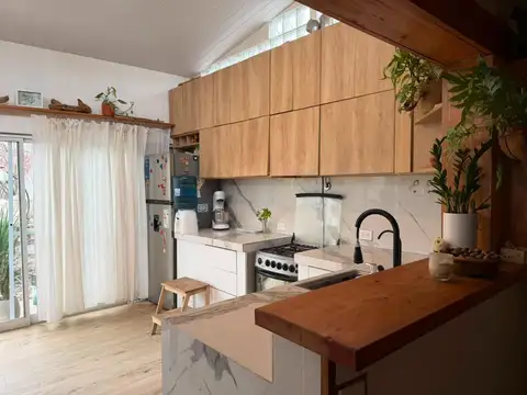 Casa 3 ambientes con 1 baño