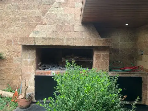 Casa en Venta en Villa Lugano, USD 240.000