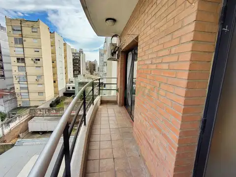 1 amb dividid 2amb bcn  exp incluye aysa Esplendido $610M