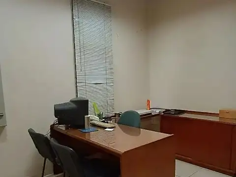 Galpon en Venta 39  mts Fondo