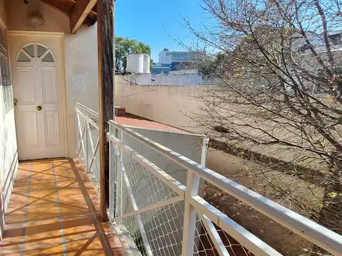 Depto Tipo Casa en Alquiler de 2 dormitorios
