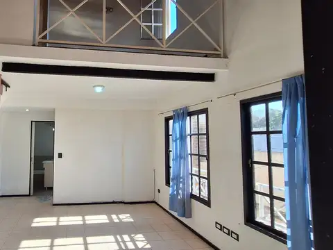 Depto Tipo Casa 2 ambientes con 1 baño