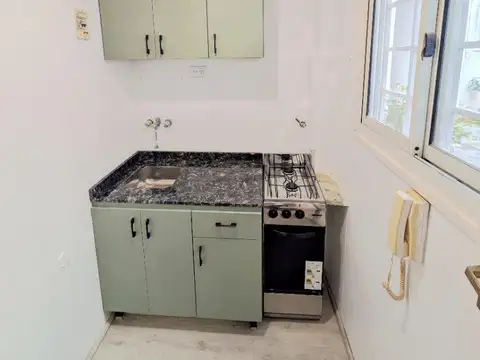 Depto Tipo Casa en Alquiler de 2 ambientes