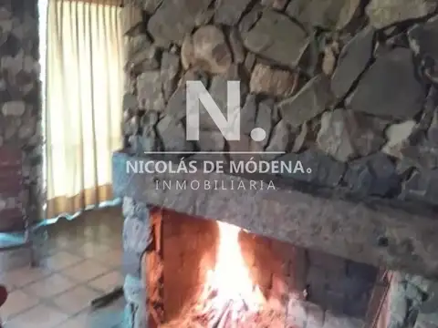 Casa de 3 dormitorios en Venta en Cantegril , Punta del este