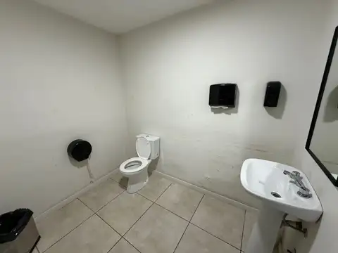 Venta Local con Renta en Recoleta