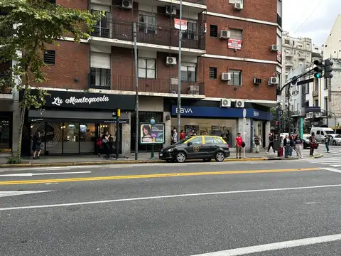 Av. Pueyrredon al 1000