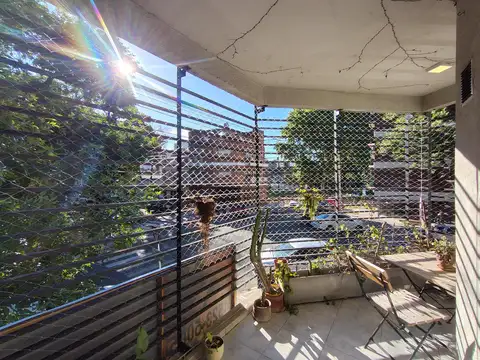Departamento Monoambiente al frente con balcón - villa urquiza -