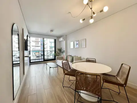 Godoy Cruz al 2500 entre Güemes y Charcas