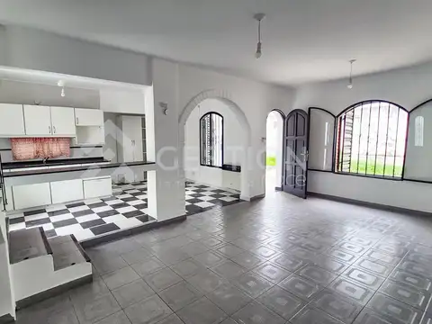 Francisco de Aguirre  al 4600