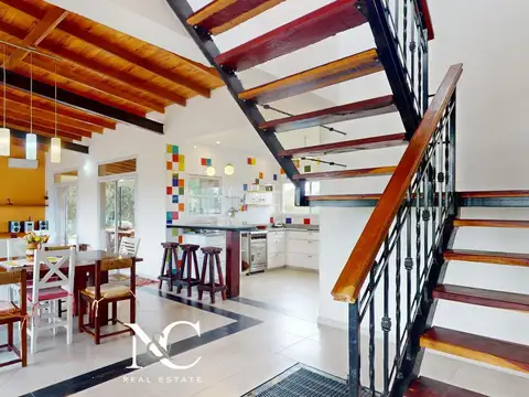 Casa 4 ambientes con 3 baños