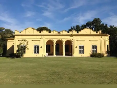 Casa 7 ambientes con 3 baños