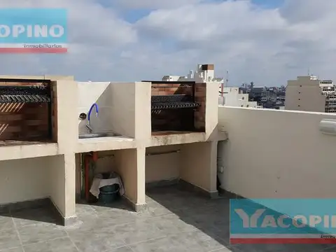 Departamento en Alquiler en Monte Castro, $ 620.000