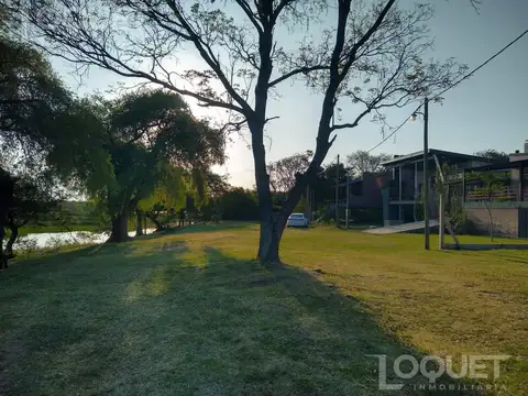 Terreno en Venta 45  mts Fondo