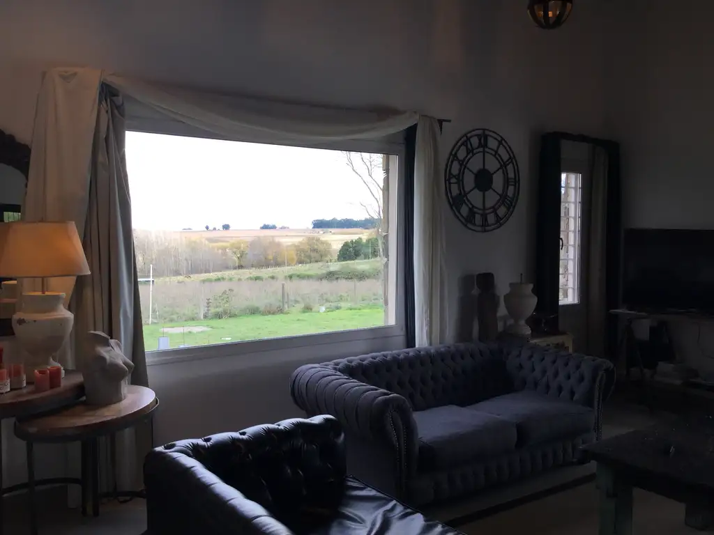 Casa - 200  m² | 2 dormitorios | 2 años | 2 baños