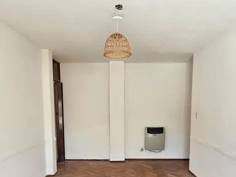 Mendoza 668 , Piso 4