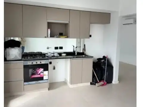 Departamento en Alquiler con 1 cocheras