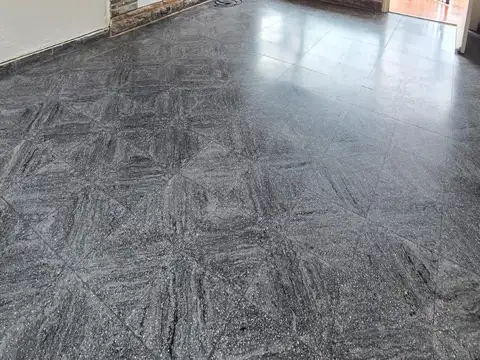 Depto Tipo Casa en Alquiler de 1 dormitorio