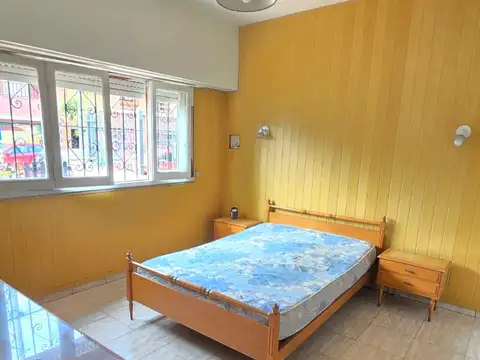 Depto Tipo Casa 2 ambientes con 1 baño