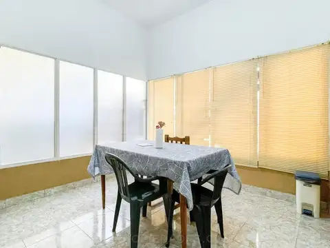 Depto Tipo Casa en Venta de 6 dormitorios