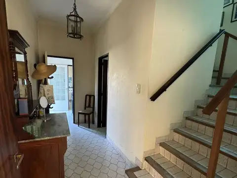 Importante casa en venta, amplia y luminosa con todas las comodidades