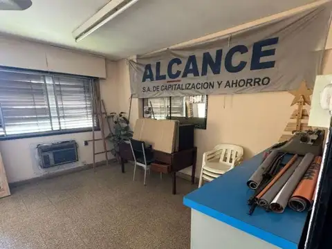 Oficina 3 ambientes con 1 baño