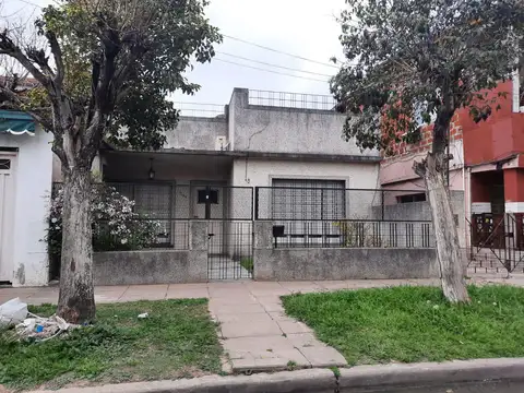 Casa en calle Mendoza, Don Torcuato