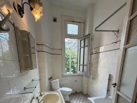 Departamento en Alquiler en Balvanera, $ 800.000