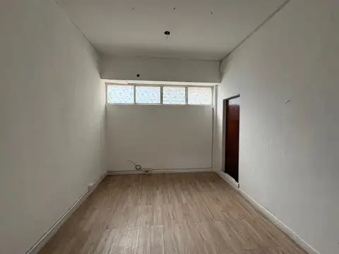 Local en Alquiler en Rosario, $ 240.000