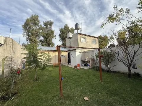 VENTA CASA 2 AMBIENTES - BARRIO PARQUE - DERQUI