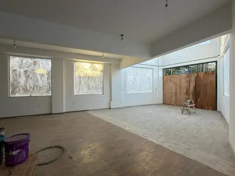 Local en Alquiler en Parque Patricios, USD 4.000