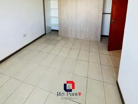 Casa en Alquiler al Oeste