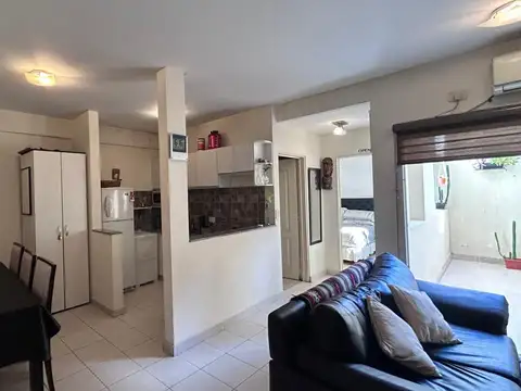 Depto Tipo Casa en Venta de 2 ambientes