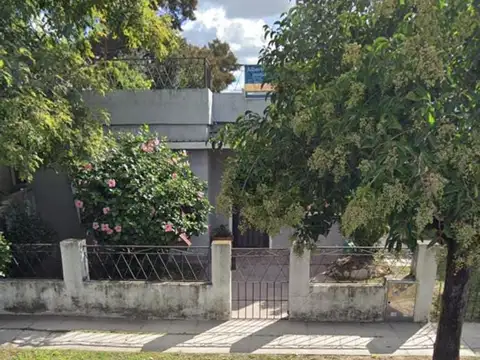 VIVIENDA  UNIFAMILIAR