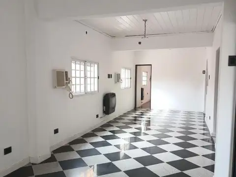 421bis entre 9 y 10 Villa Elisa