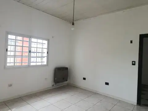 Casa en  alquiler - villa elisa