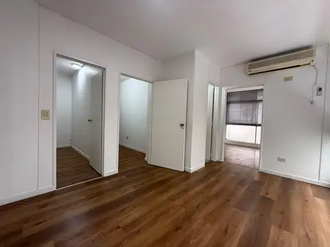 Oficina 4 ambientes con 1 baño