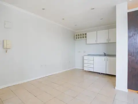 Oficina 2 ambientes con 2 baños