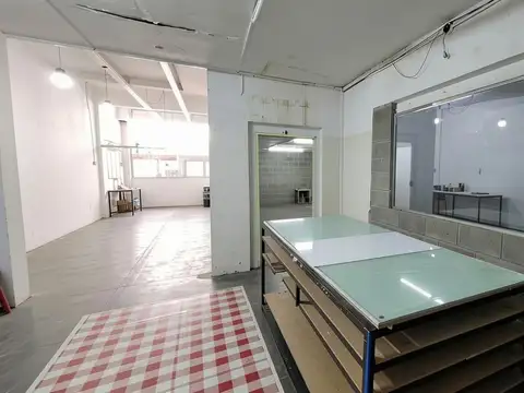Local Comercial en Venta en Morón Centro a 1 Cuadra de la Estación Morón