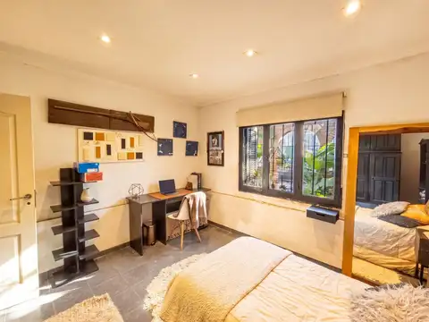 Casa 8 ambientes con 1 baño
