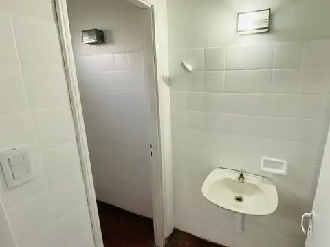 Galpon en Alquiler en Santa Monica, USD 2.600