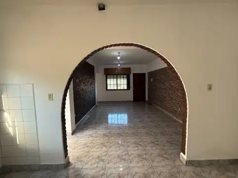 Depto Tipo Casa 3 ambientes con 1 baño